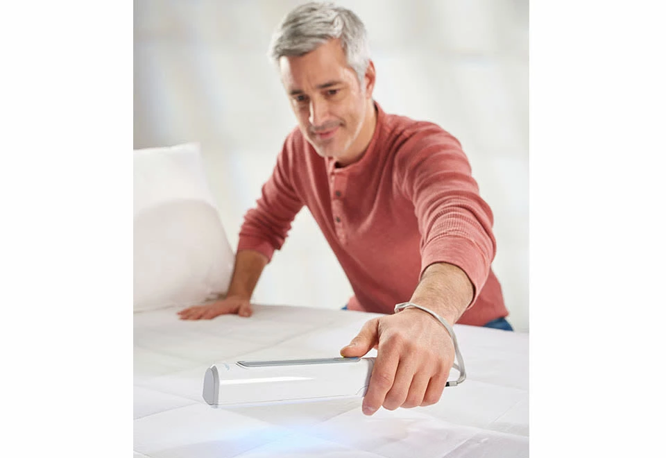 Brand new ๐งจ Travel UV Sanitizing Wand by Sharper Image ๐ฏ - Image 3