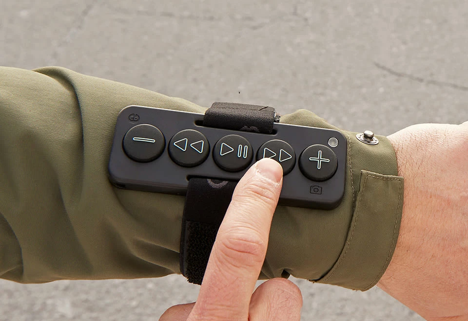 New โค๏ธ Bluetooth Button Pad by Chubby Buttons LLC ๐ - Image 2