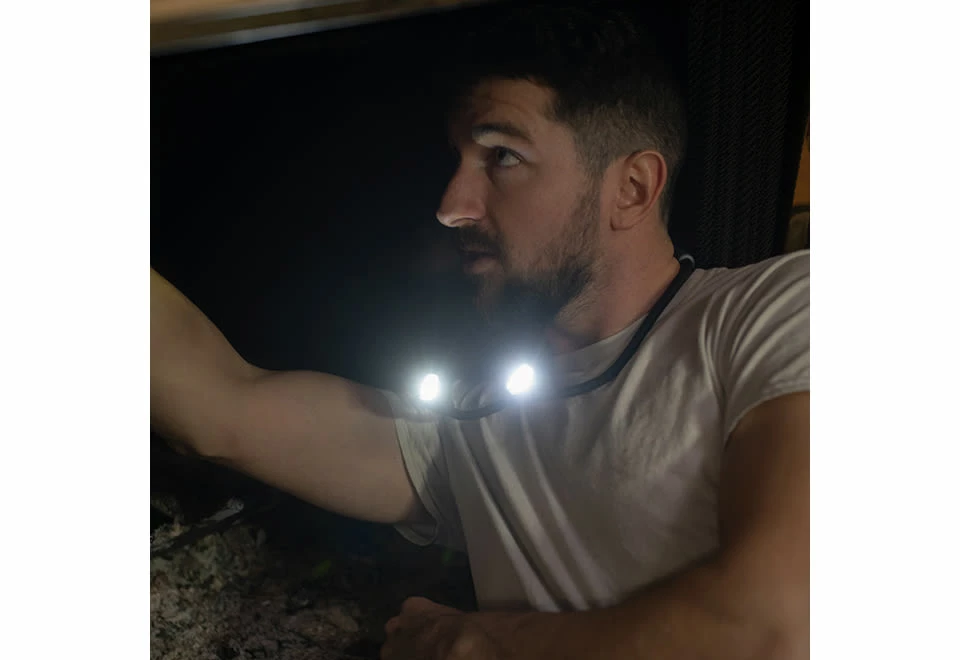 Flash Sale ✨ Hands-Free Neck Light by Carson Optical ⭐ - Image 4